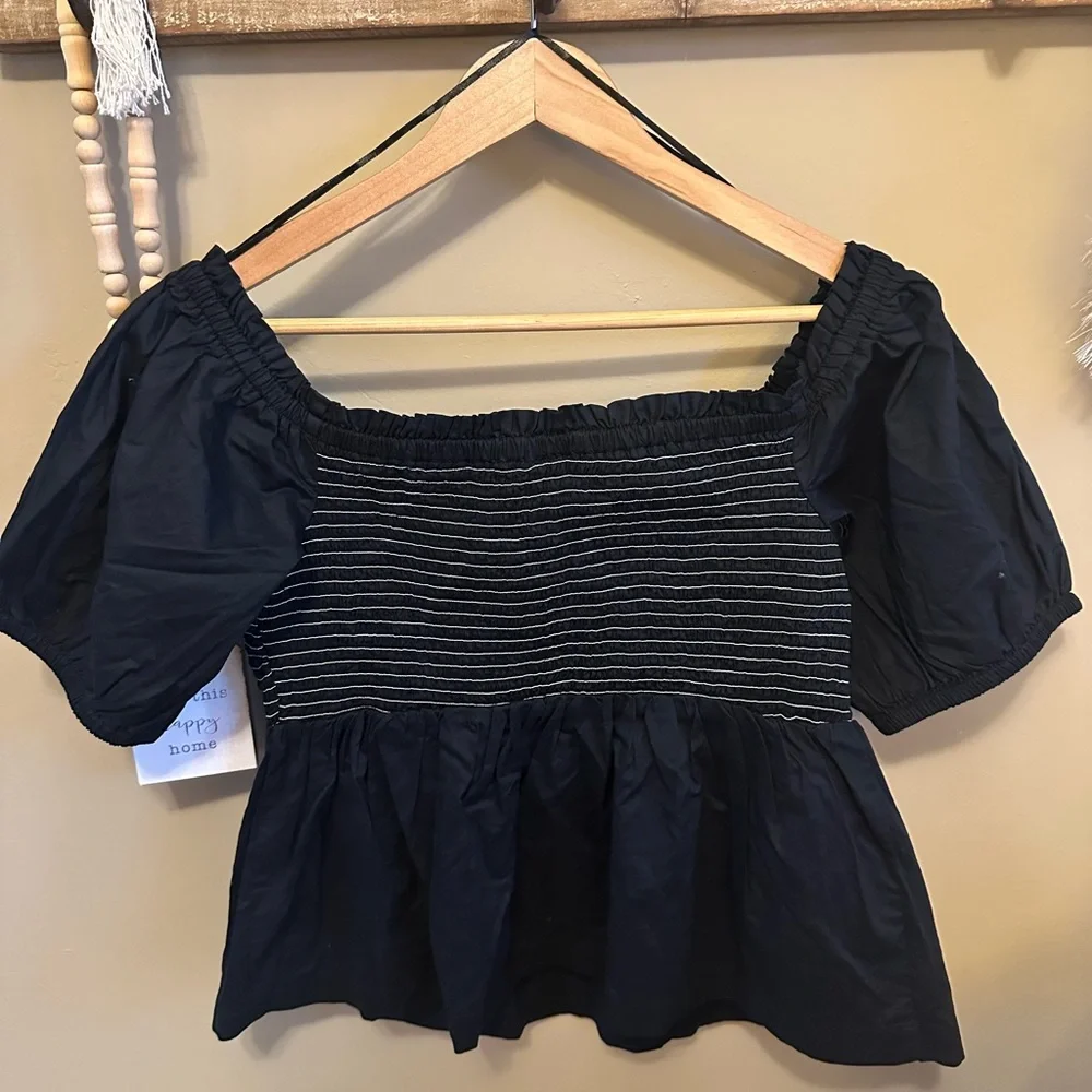 Old‎ Navy Black Off-Shoulder Top